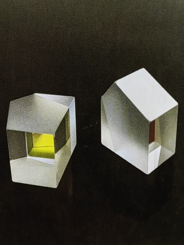 Prisma kaca optik yang dapat disesuaikan Prisma pentagonal untuk sistem penglihatan gambar